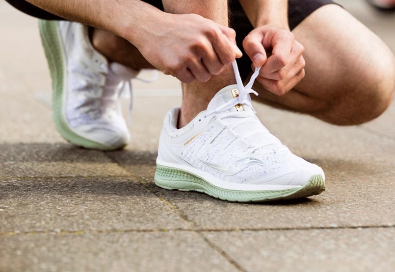 From sitting on the couch to running the 12 km: sports and weight loss with some gadgets