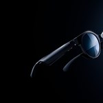 Incluso hay altavoces en las gafas especiales Razer.