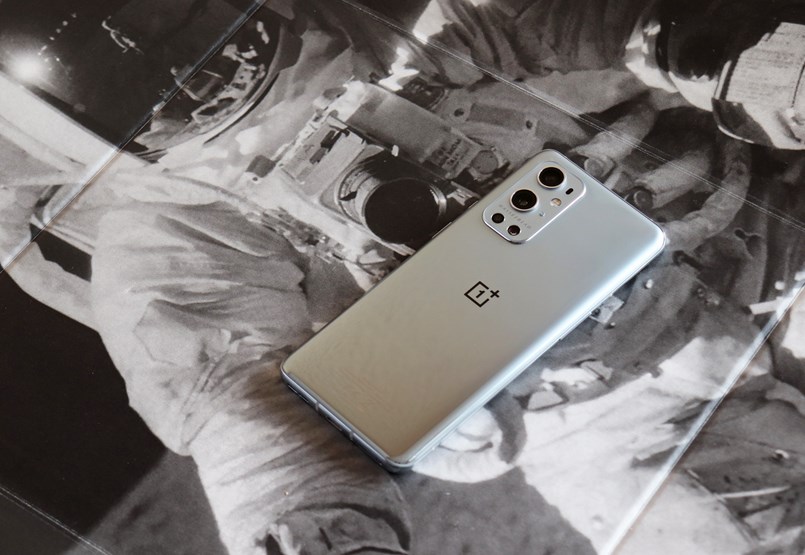 Extraterrestrial Imager: New OnePlus 9 Pro Mobile Phone with Hasolbot Camera Tested