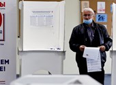 Las irregularidades electorales de Rusia se extendieron a la victoria del partido de Putin