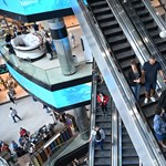 Así es la primera plaza inteligente de Hungría, que ahora se abre, desde el interior