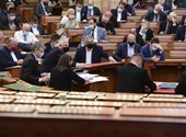 Escriben en la ley cuánto dinero recibirán las instituciones que dirigen las universidades bajo el próximo gobierno