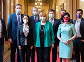 La oposición acordó: sería posible votar en las primarias ya sea en línea o en persona
