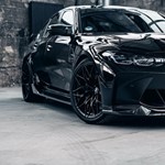 Fekete szín a megoldás az új BMW M3-as túlméretes hűtőrácsaira